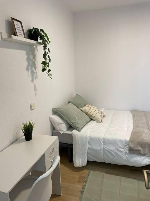 Juan Pantoja, Apartamento Para 2 En Metro Alvarado مدريد المظهر الخارجي الصورة
